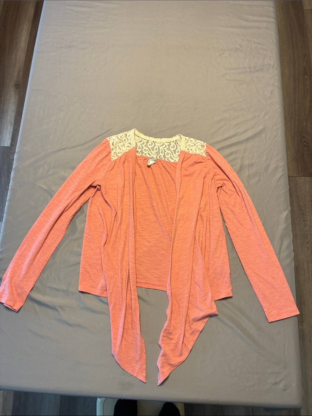 made for life Coral Lace-Yoke Draped Open-Front Cardigan